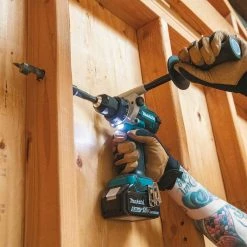 Tools & Equipment Makita XT288T 18V LXT Li-Ion Brushless Cordless Drill/Driver Combo Kit