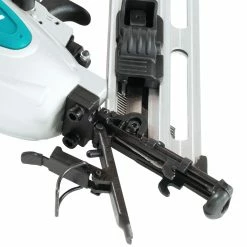 Makita AF635 15ga 2-1/2-Inch Powerful Pneumatic Lock-Out Angled Finish Nailer