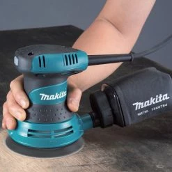 Makita BO5030 5-Inch 3.0 Amp, 12,000 Opm Random Orbit Quick Change Sander Tools & Equipment