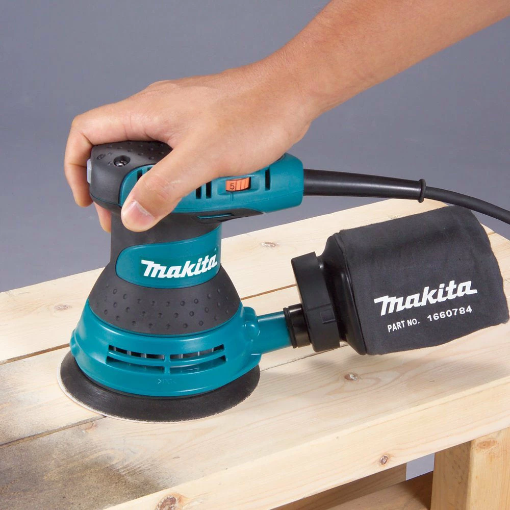 Tools & Equipment Makita BO5031K 5-Inch 3.0 Amp Variable Speed Control Random Orbit Sander Kit 5 Tools & Equipment Makita BO5031K 5-Inch 3.0 Amp Variable Speed Control Random Orbit Sander Kit