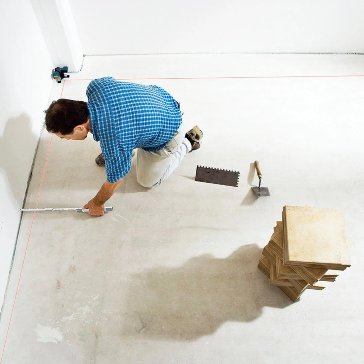 Bosch GTL3 90-Line Bright Highly Visible Magnetic Professional Tile Laser 5 Bosch GTL3 90-Line Bright Highly Visible Magnetic Professional Tile Laser