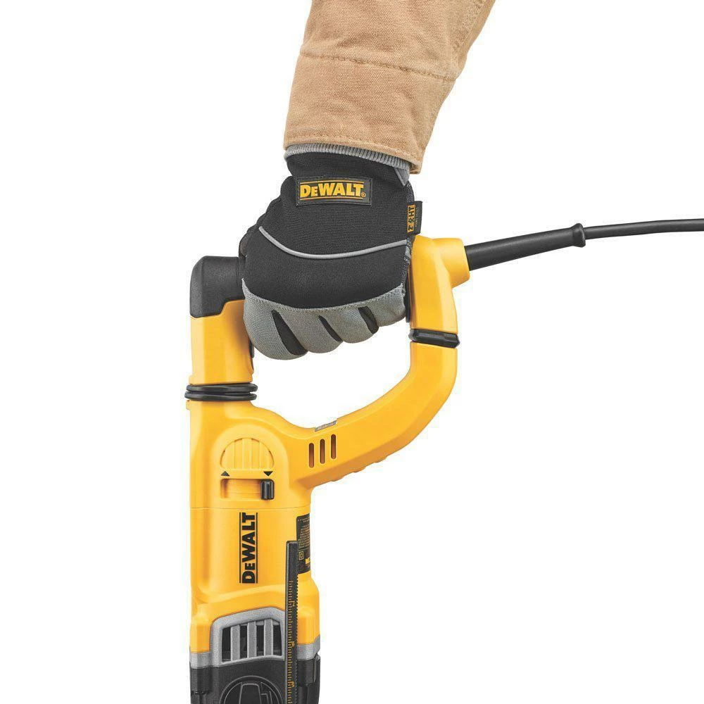 DeWALT D25263K 8.5 Amp 1-1/8-Inch Corded D-Handle SDS Plus SHOCKS Rotary Hammer 6 DeWALT D25263K 8.5 Amp 1-1/8-Inch Corded D-Handle SDS Plus SHOCKS Rotary Hammer