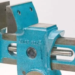 Shop Fox D3125 3-1/2 X 2-1/8-Inch Jaws 360 Degree Capacity Swivel Parrot Vise Tools & Equipment