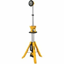 DeWALT DCL079R1 20V MAX 6Ah Heavy Duty Cordless LED Tripod Light Kit Tools & Equipment