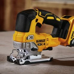 Tools & Equipment DeWALT DCS334P1 20V 5.0Ah 4-Position Orbital Action Brushless Jig Saw Kit