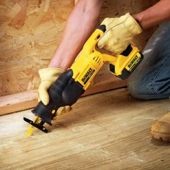 DeWALT DCS380P1 20V MAX Cordless Li-Ion Reciprocating Saw Kit W/ Variable Speed