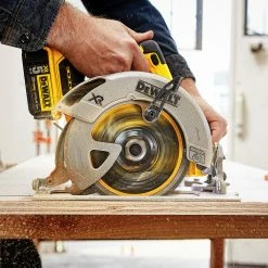 Tools & Equipment DeWALT DCS570B 20V 7-1/4-Inch Cordless Lithium-Ion Circular Saw - Bare Tool 18 Tools & Equipment DeWALT DCS570B 20V 7-1/4-Inch Cordless Lithium-Ion Circular Saw - Bare Tool