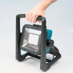 Tools & Equipment Makita DML805 18V LXT Lithium-Ion Cordless/Corded L.E.D. Flood Light, Bare Tool