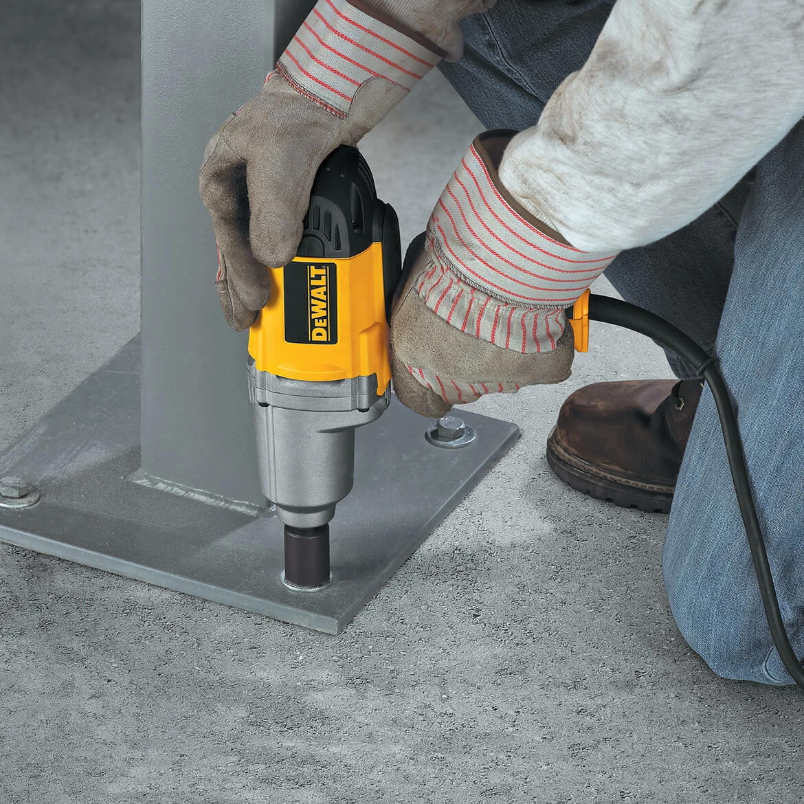 Tools & Equipment DeWALT DW292K 1/2" Heavy-Duty Impact Wrench Tool Kit - Electric 9 Tools & Equipment DeWALT DW292K 1/2" Heavy-Duty Impact Wrench Tool Kit - Electric