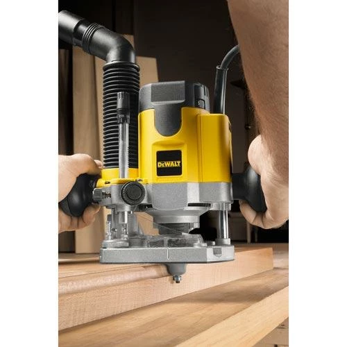 Tools & Equipment DeWALT DW621 2HP Electronic Variable Speed Plunge Router Tool - Electric 5 Tools & Equipment DeWALT DW621 2HP Electronic Variable Speed Plunge Router Tool - Electric