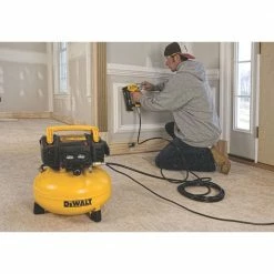 DeWALT DWC1KIT-B 6 Gallon Compressor & 18 Guage Brad Nailer Combo Kit