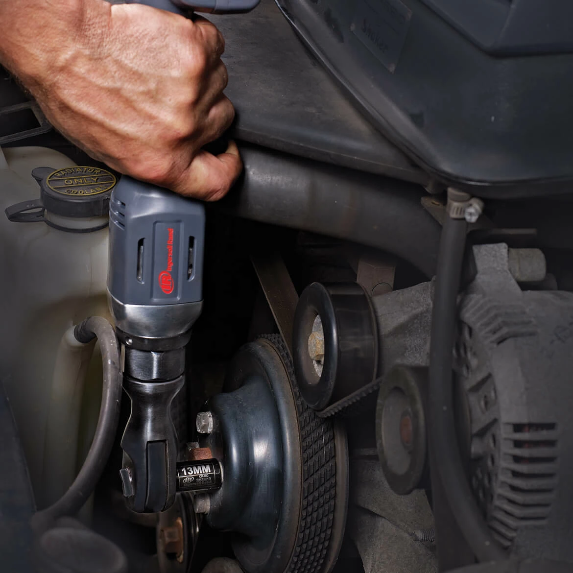 Ingersoll-Rand IR3130-K2 20V 3/8'' Li-Ion Drive Ratchet Driver Kit W/2 Batteries 9 Ingersoll-Rand IR3130-K2 20V 3/8'' Li-Ion Drive Ratchet Driver Kit W/2 Batteries