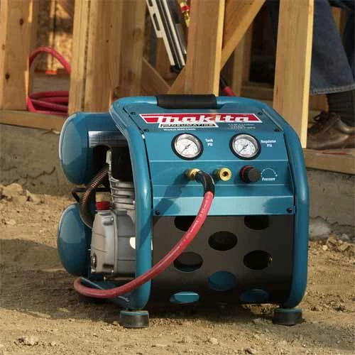Makita MAC2400 2.5 Hp Cast Iron Roll-Cage Big Bore Air Compressor 5 Makita MAC2400 2.5 Hp Cast Iron Roll-Cage Big Bore Air Compressor