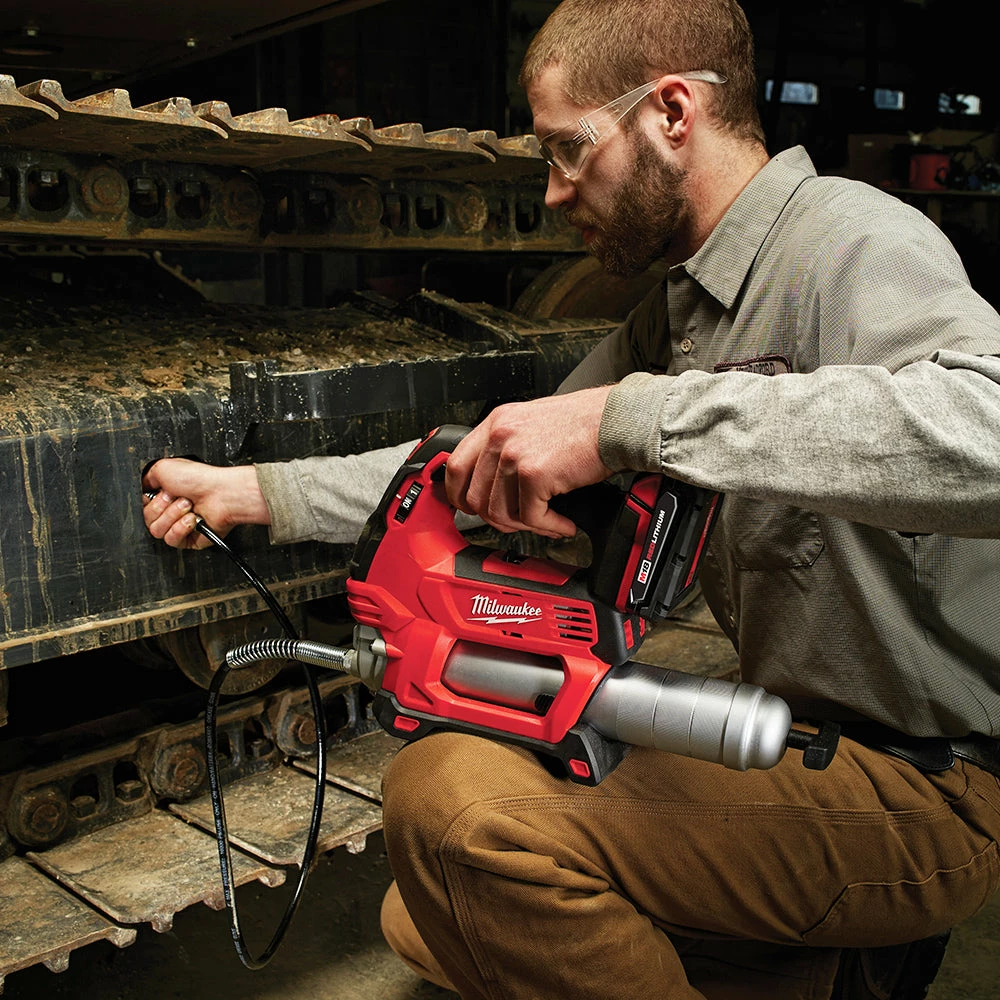 Tools & Equipment Milwaukee 2446-21XC M12 12V 14-Inch Lithium-Ion Grease Gun Kit 6 Tools & Equipment Milwaukee 2446-21XC M12 12V 14-Inch Lithium-Ion Grease Gun Kit