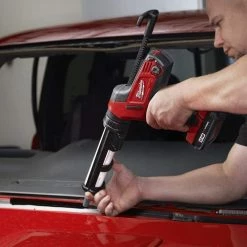 Tools & Equipment Milwaukee 2641-21CT M18 18V 10-Ounce Caulk And Adhesive Gun Kit W/ Rod