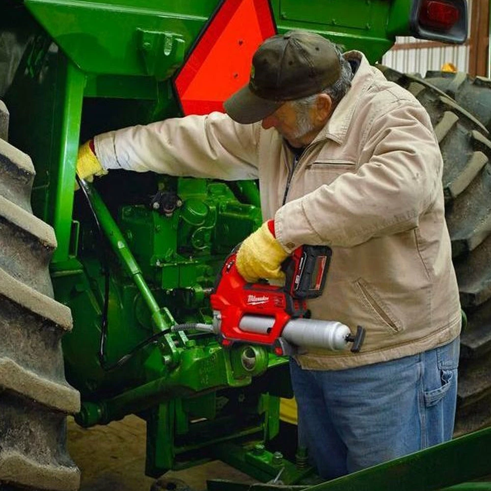 Tools & Equipment Milwaukee 2646-22CT M18 18V 2-Speed 48-Inch Hosae Grease Gun W/ Batteries 6 Tools & Equipment Milwaukee 2646-22CT M18 18V 2-Speed 48-Inch Hosae Grease Gun W/ Batteries