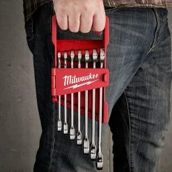 Tools & Equipment Milwaukee 48-22-9406 Durable SAE Ratcheting Combination Wrench Set - 7pc
