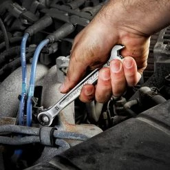 Tools & Equipment Milwaukee 48-22-9516 Durable Metric Ratcheting Combination Wrench Set - 15pc