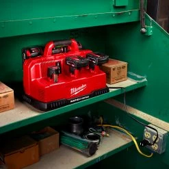 Milwaukee 48-59-1807 M12/M18 12/18V 6-Port Rapid Charge Station Tools & Equipment