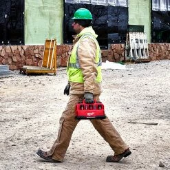 Milwaukee 48-59-1807 M12/M18 12/18V 6-Port Rapid Charge Station Tools & Equipment