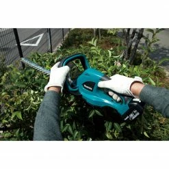 Lawn & Outdoor Power Makita XHU02Z 18V LXT Lithium-Ion Cordless Hedge Trimmer - Bare Tool
