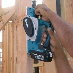 Makita XPK01Z 18V LXT 3-1/4