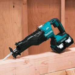 Tools & Equipment Makita XRJ06PT 36-Volt LXT 5.0Ah Lithium-Ion Brushless Reciprocating Saw Kit
